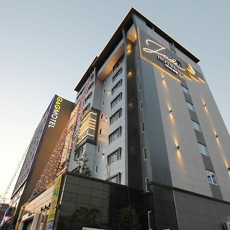 Jade Hotel Ilsan Ni Exteriör bild