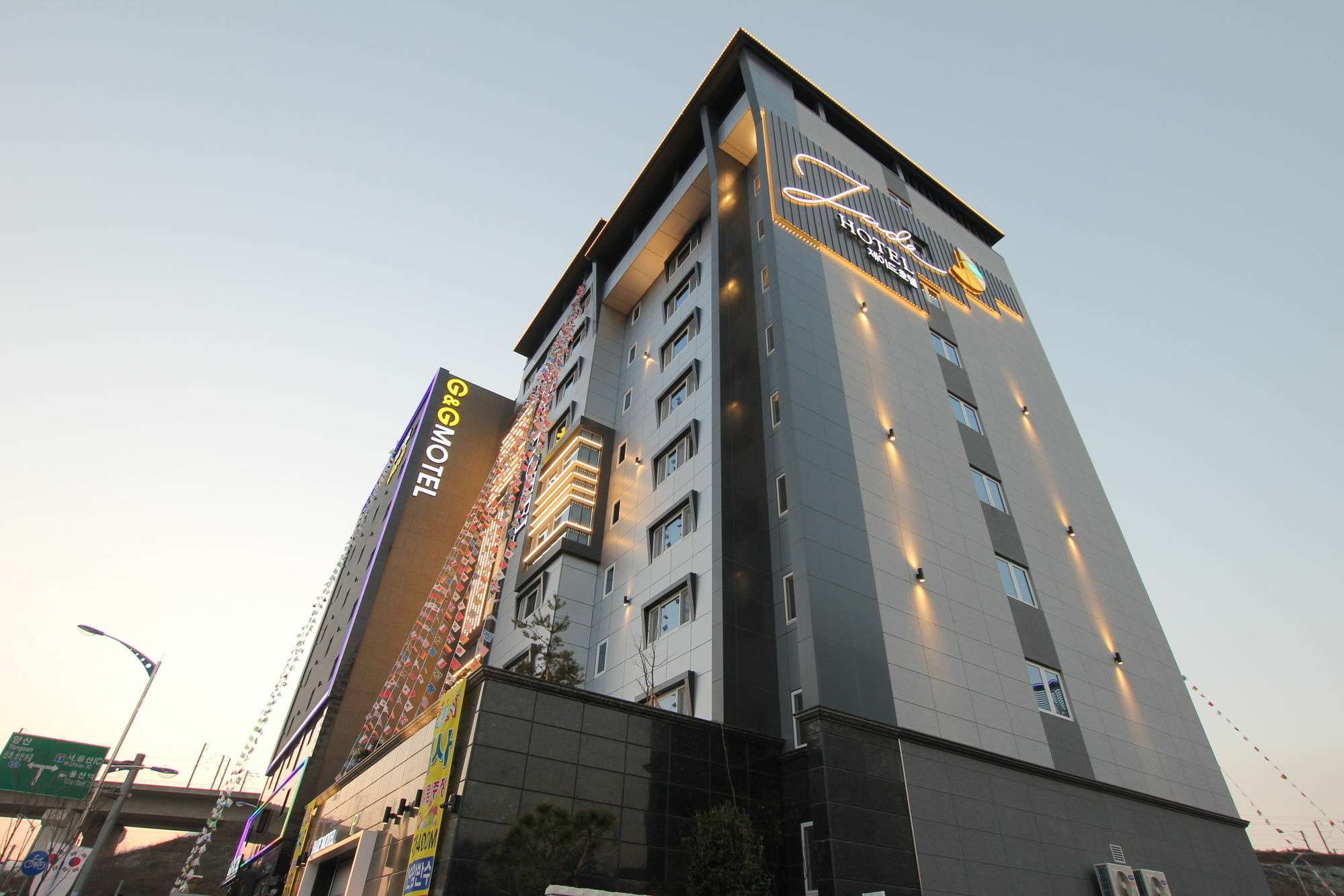 Jade Hotel Ilsan Ni Exteriör bild